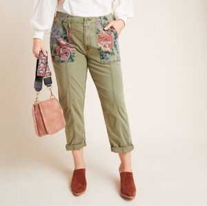 Anthropologie Olive Green Cropped Patch Pocket Pants with Floral Patches Sz 27